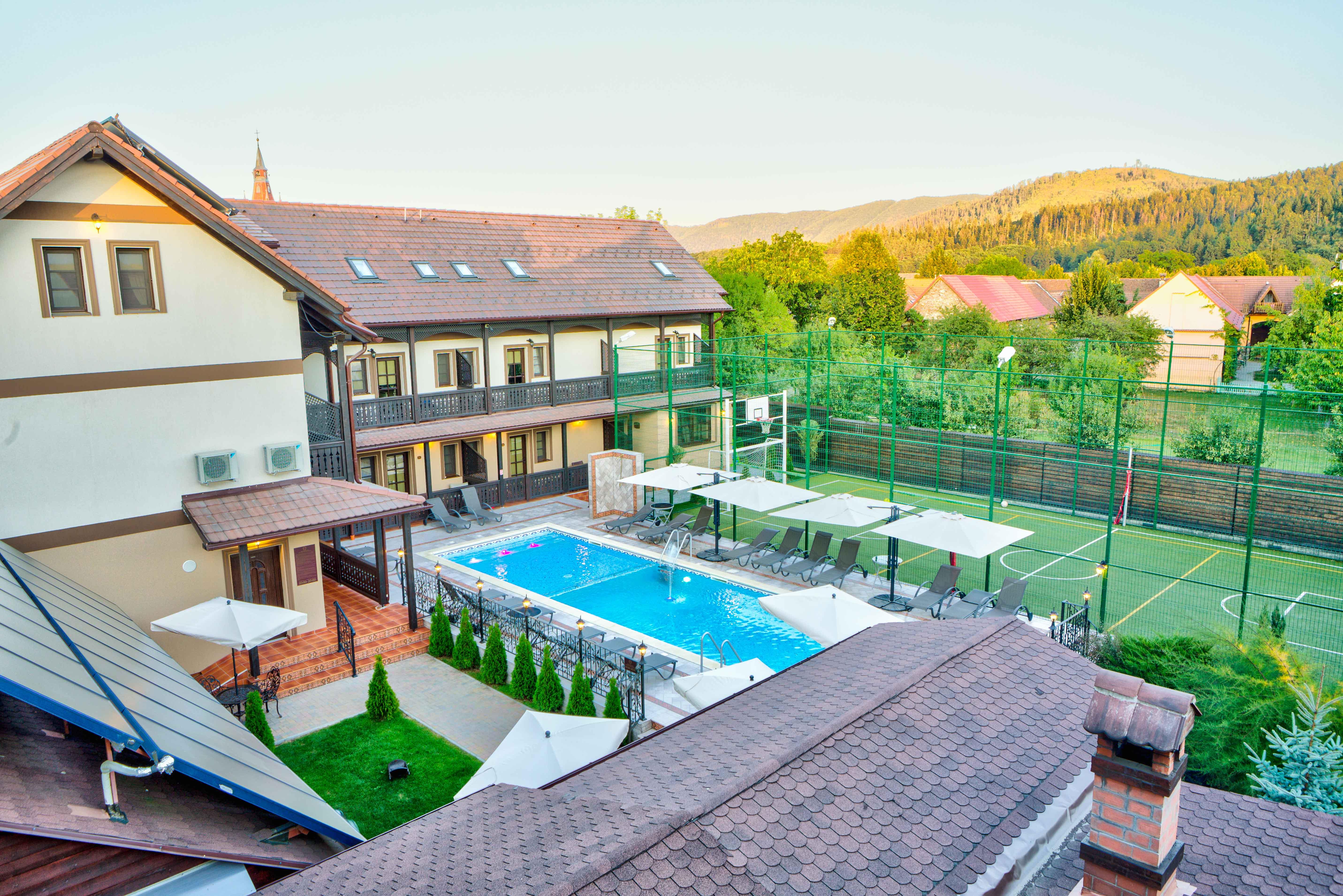 Conacul Ambient Hotel Cristian  Exterior photo